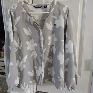 Light Gray Floral Chase Top